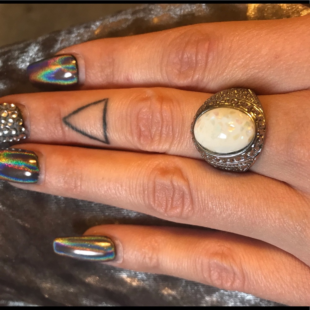 Ring - Picture 2 of 2